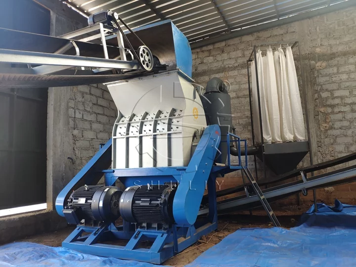 large scale charcoal crushing machine