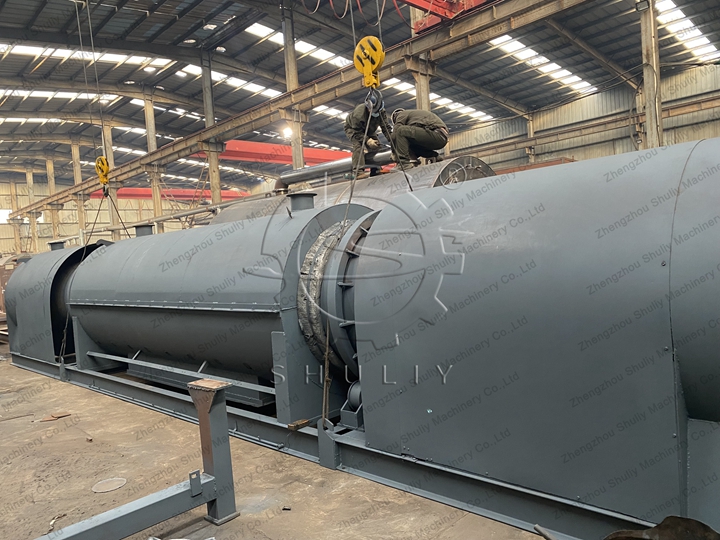 Shuliy continuous charring furnace