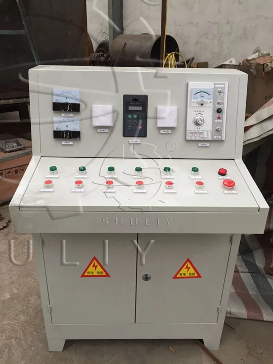 Distribution Panel