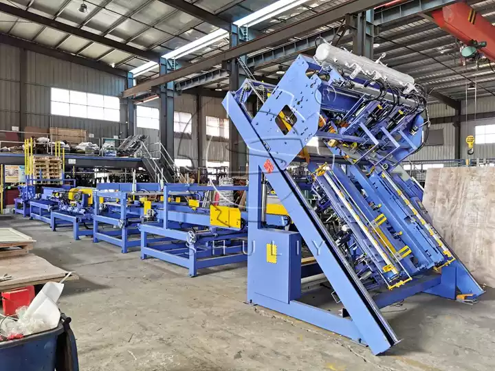 complete wood pallet production line